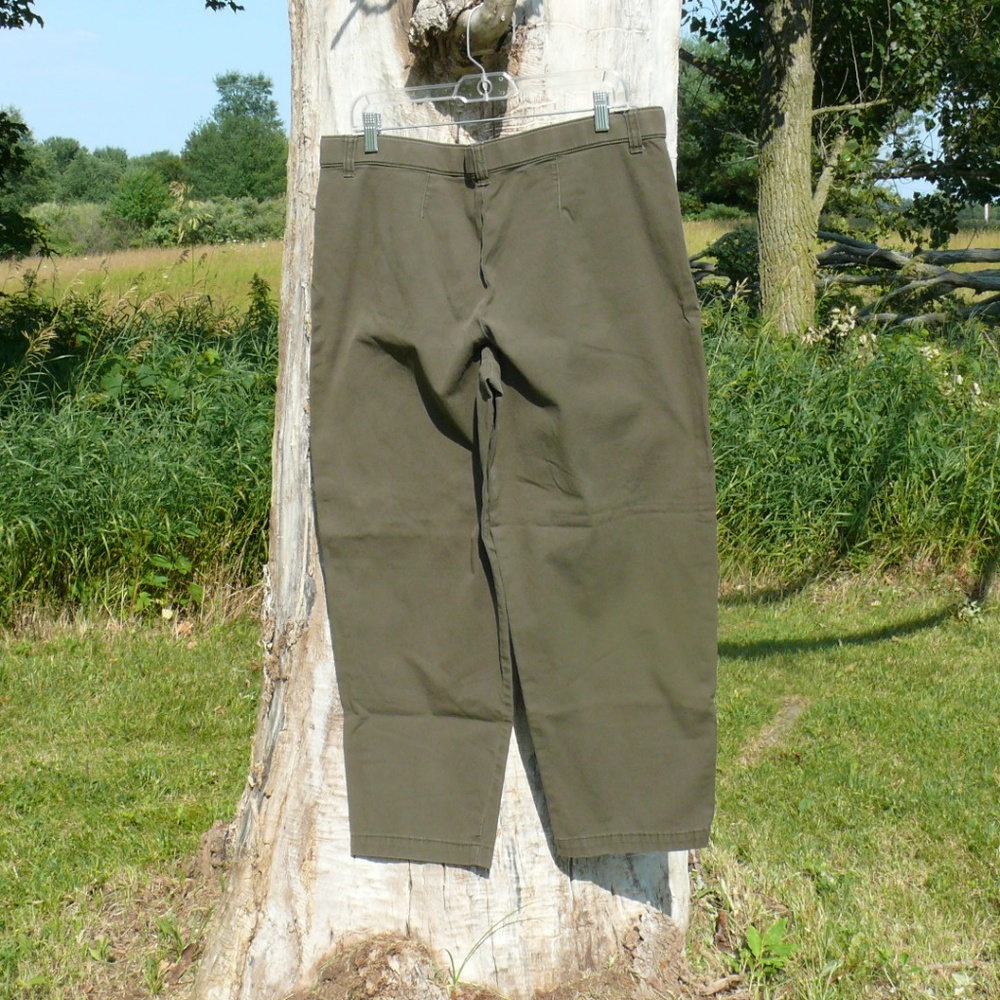Christopher Bank Trouser - Picture 7 of 8